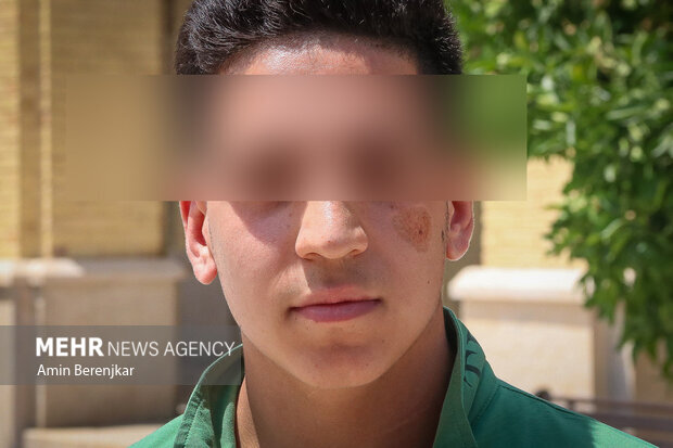 تصاویر | هشدار به شیرازی ها؛ جولان «سالَک» در محله «سنگ سیاه»