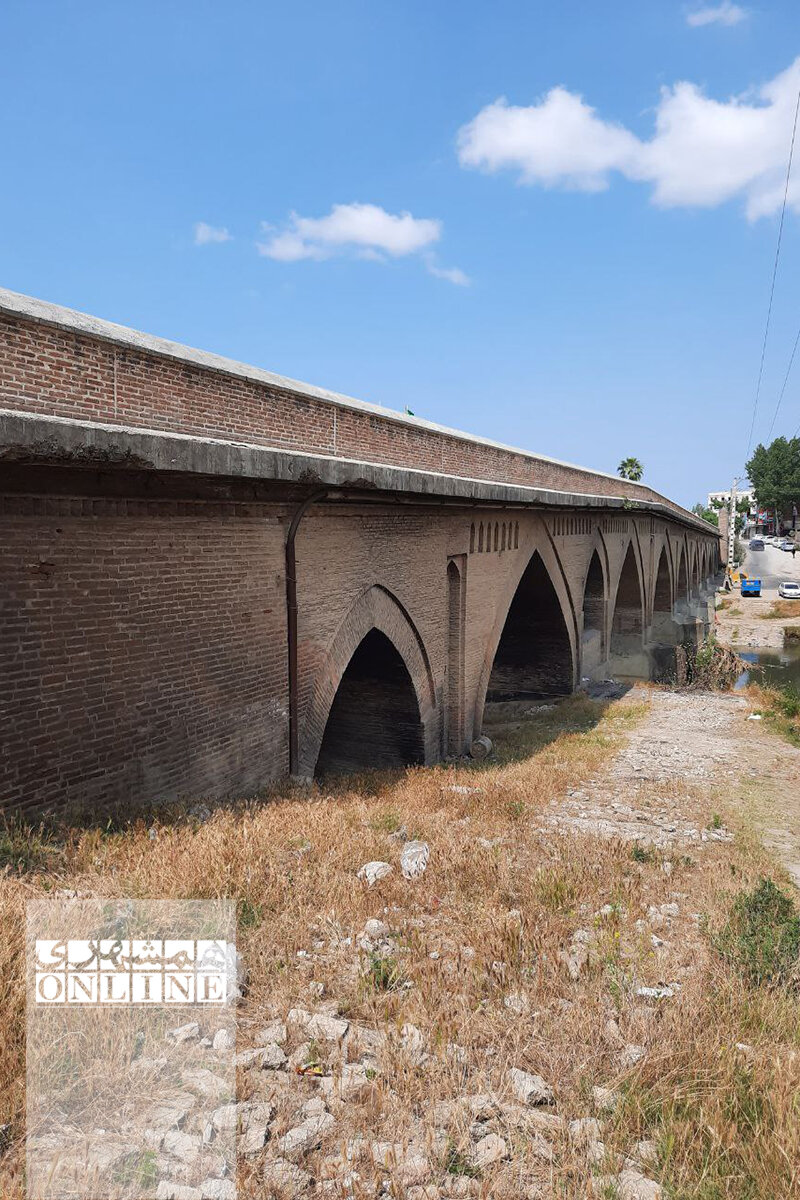 تصاویر پلهایی که با تخم مرغ ساخته شدند | این پل را پدر آقامحمدخان قاجار ساخت | این بناهای تخم مرغی را سیل هم نبرد! | ساخت یک بنای تاریخی با شیرشتر