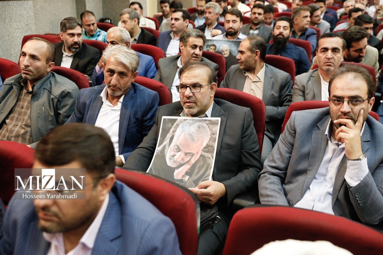 تصاویر| دادگاه رسیدگی به پرونده مطالبه خسارت مادی، معنوی و تنبیهی ناشی از شهادت سردار شهید حاج قاسم سلیمانی برگزار شد