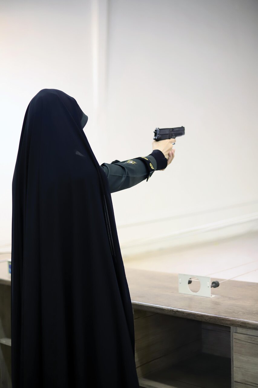 این زن متخصص رمزگشایی قتلهای پیچیده است | زن منافق ؛ مخوفترین قاتلی که دیدم | ماجرای عجیب مثلهکردن پسر توسط پدر ۸۰ ساله | قصه جالب کشف یک لنگه پا!