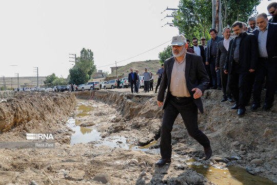 بازدید وزیر کشور از مناطق سیل زده اردبیل