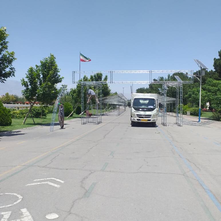 میزبانی از مهمانان با جشنواره یخ در بهشت