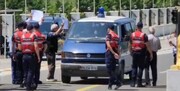 تصاویر حمله پلیس آلبانی به مقر منافقین | واکنش تروریست‌های منافقین را ببینید