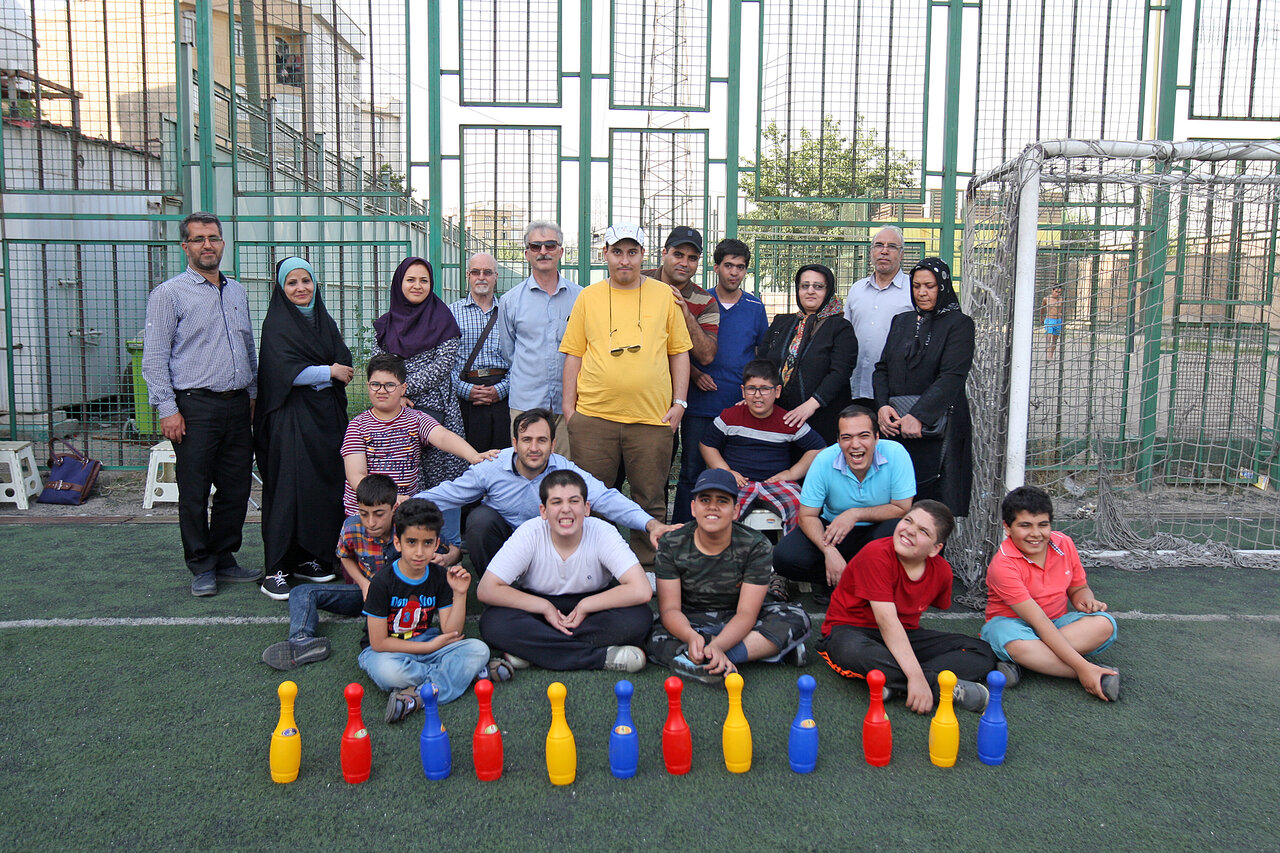 قهرمان محله | من مادر ۲۵۰ فرشتهام