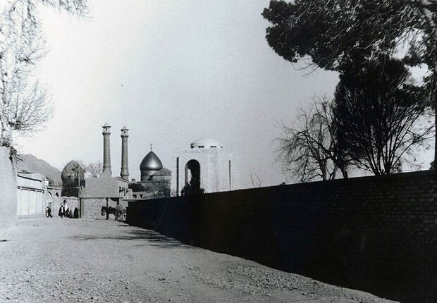 قدیمیترین نمای ورودی بازرگانان از جاده ابریشم به حرم عبدالعظیم(ع) | مرکز فروش ادویه و داروهای سنتی تهران اینجا بود