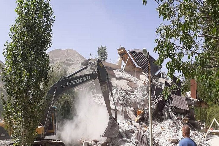 تصاویر| ۷ ویلای غیر مجاز در فیروزکوه تخریب شد