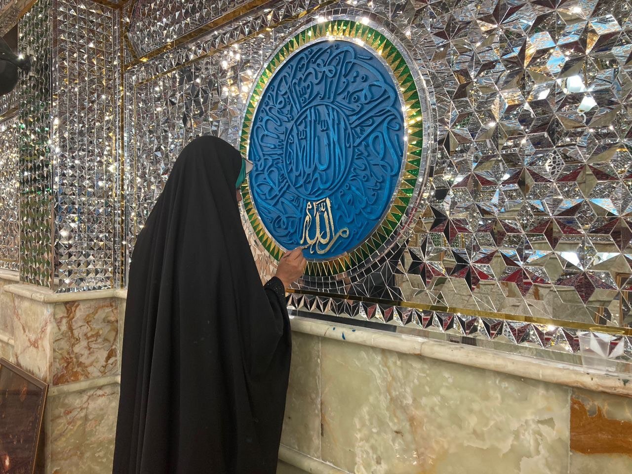 کتیبهها و خوشنویسیهای سرداب امامزاده صالح (ع) طلاکوبی شد