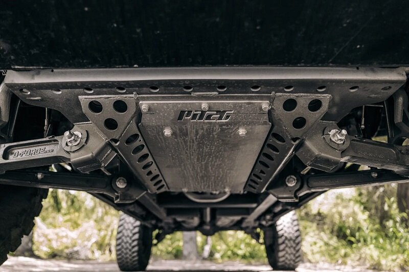 تصاویر | تبدیل مرسدس بنز به یک «وانت آفرود» شگفت انگیز