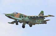 تصاویر لحظه هولناک سقوط هواپیمای سوخو-۲۵ روسی | خلبان زنده ماند؟