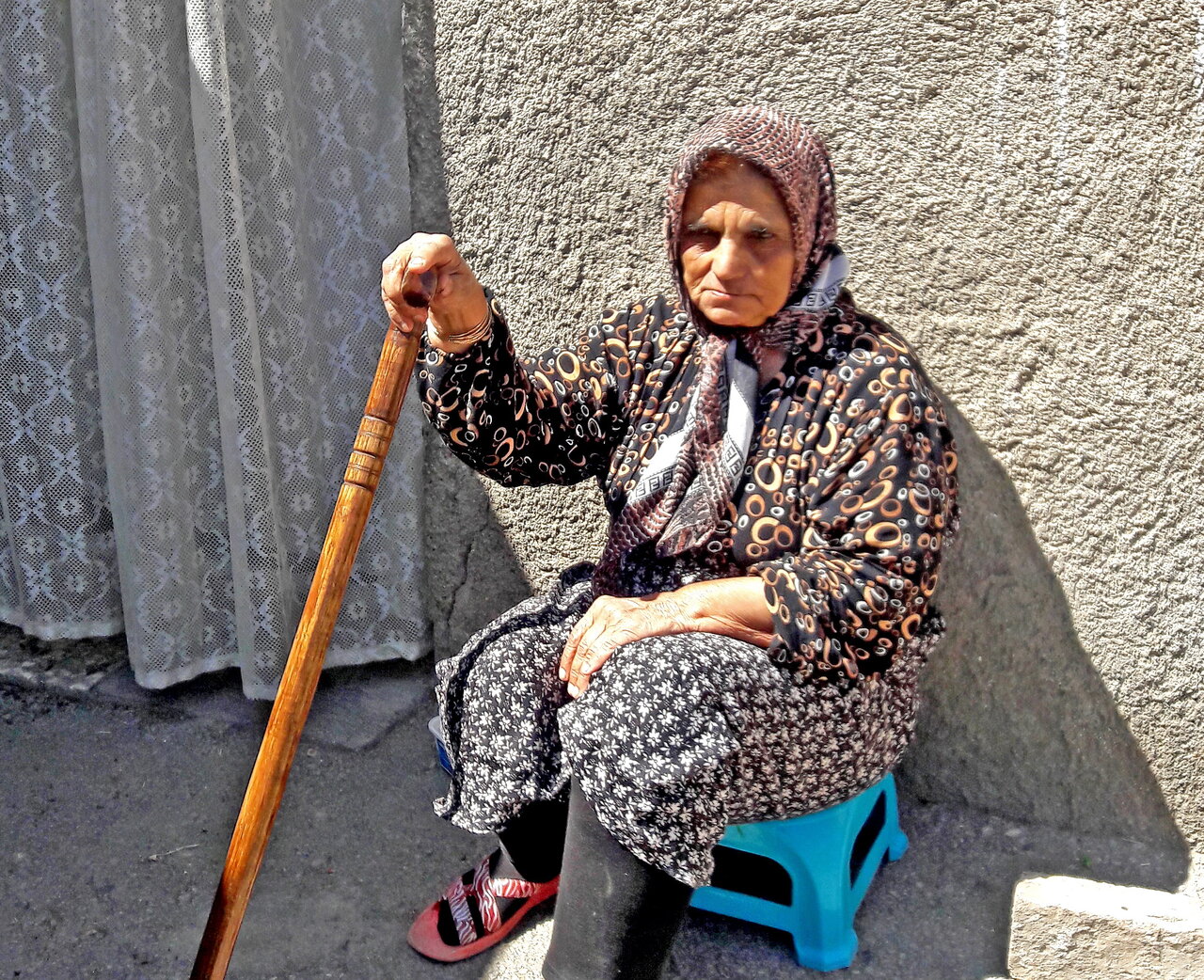 زندگی در قلعه ۵۰۰ ساله | ماجرای ۲ برادر زرتشتی در علیمون