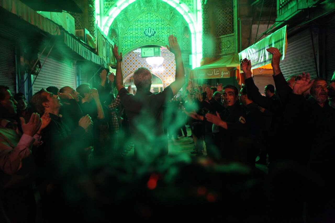 زوایتهای شنیدنی پیرغلامان درباره یک مراسم آیینی | عزاداری زیر سقف گنبدی آجرچین