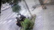 تصاویر دوربین‌های مداربسته از لحظه سرقت موبایل یک شهروند در الهیه تهران