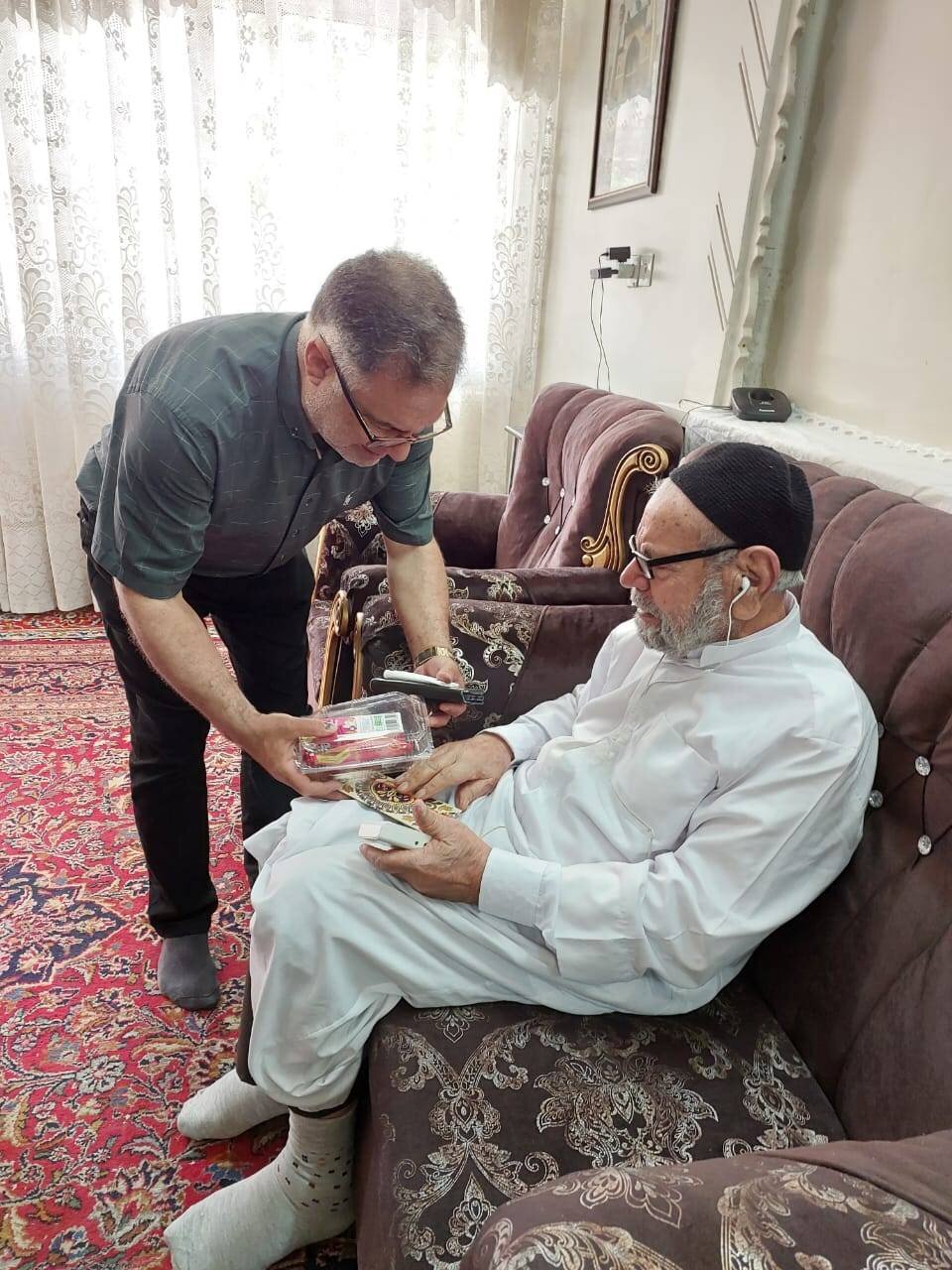 فیلم | حجتالاسلام «سید فضلالله معنوی»؛ سرمایه معنوی و آبروی محله خزانه