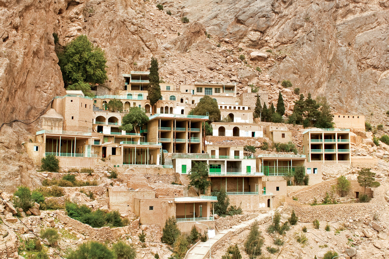 سفر به بزرگترین شهر خشتی جهان