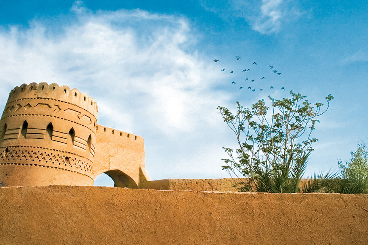 سفر به بزرگترین شهر خشتی جهان