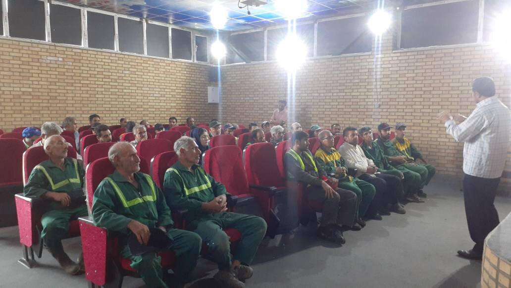 برگزاری کارگاه آموزشی ایمنی حین کار ویژه کارگران شهرداری منطقه١٦