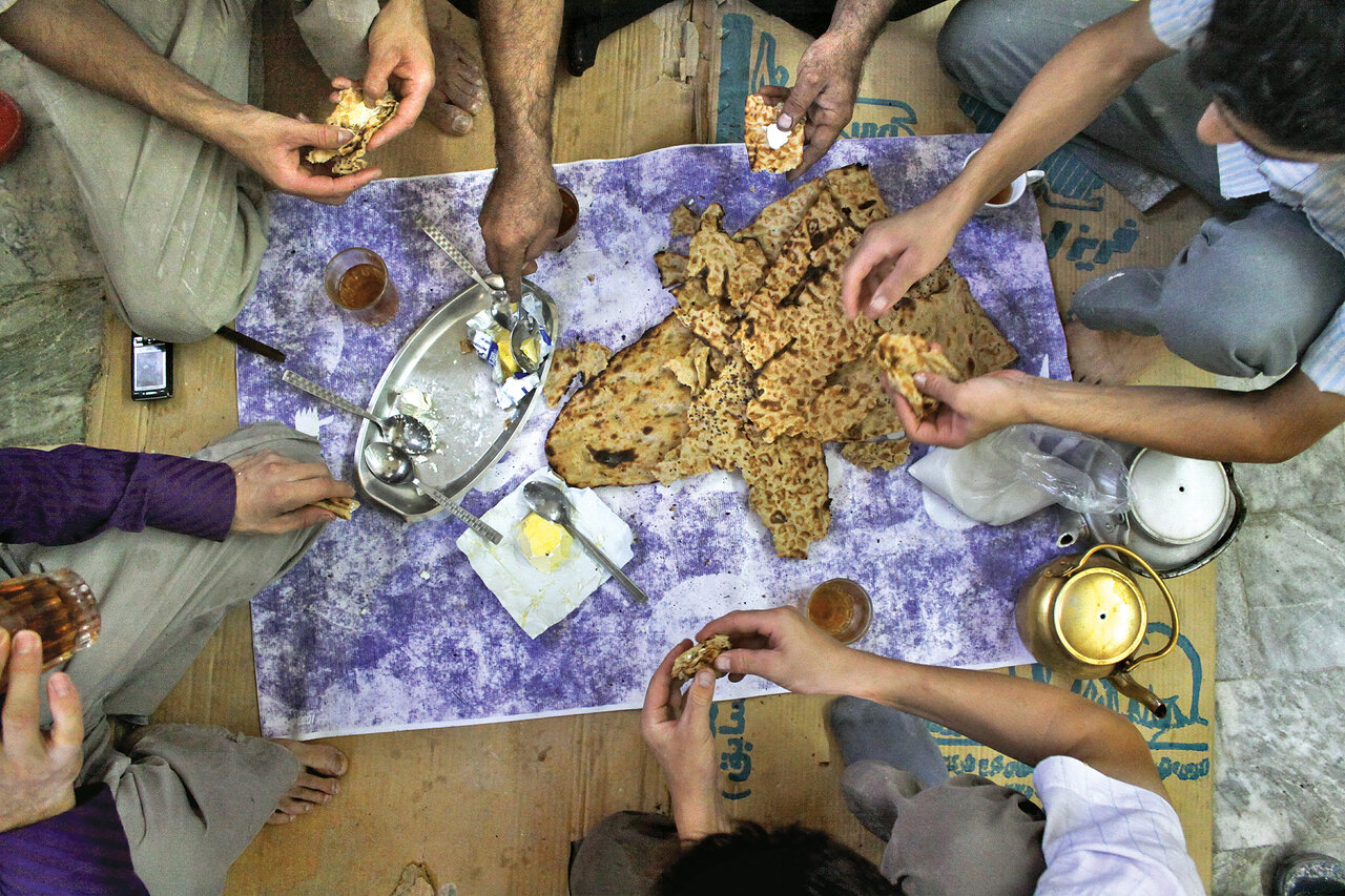 قصه نانی که از دل سنگ در میآید