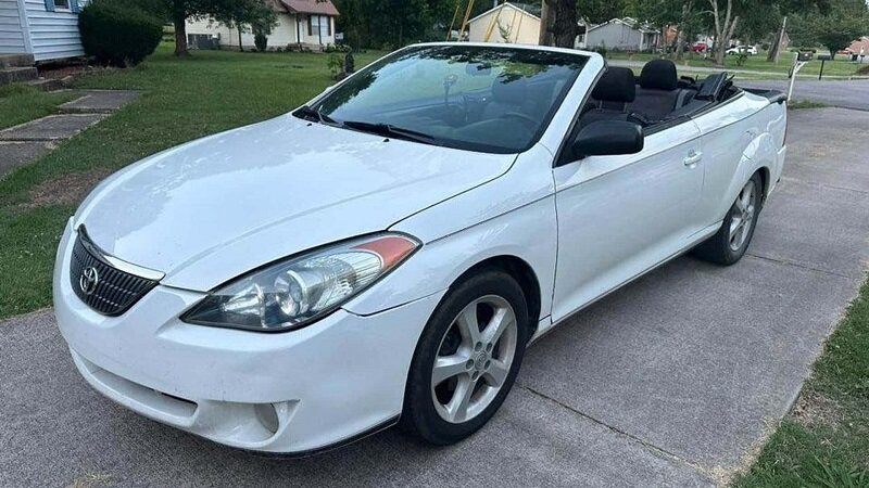 تصاویر | تداوم محبوبیت «تویوتا سولارا» پس از دو دهه | ترکیبی از کار و سواری لوکس در یک خودرو