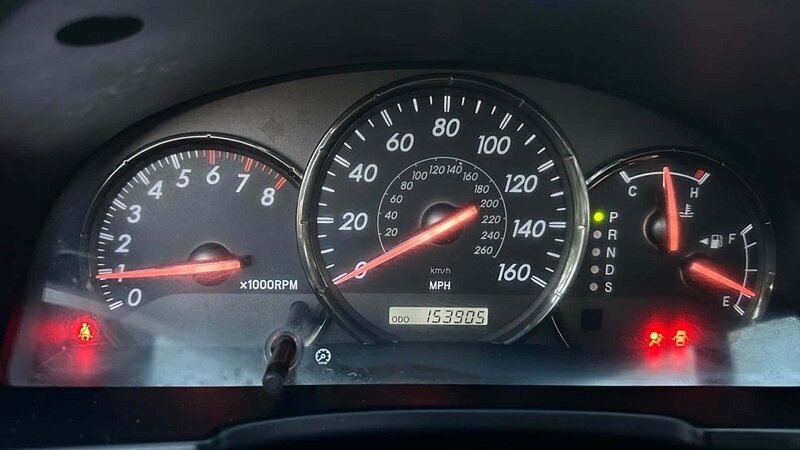 تصاویر | تداوم محبوبیت «تویوتا سولارا» پس از دو دهه | ترکیبی از کار و سواری لوکس در یک خودرو