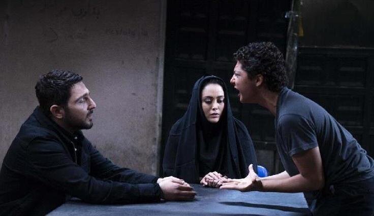 تصاویر | پرونده باز کیومرث پوراحمد را در خانه ببینید