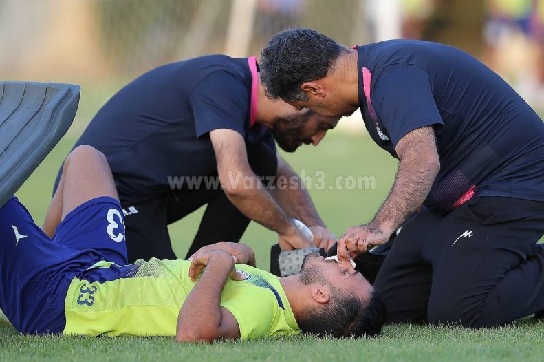 عکس| خون و خونریزی برای مدافع استقلال | کری خوانی کار دست یک آبی پوش داد