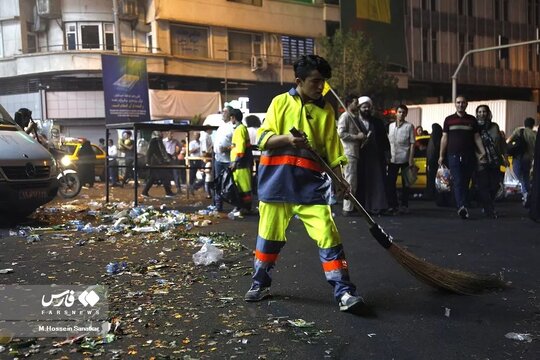 نظافت شهر پس از پایان میهمانی ۱۰ کیلومتری عید غدیر