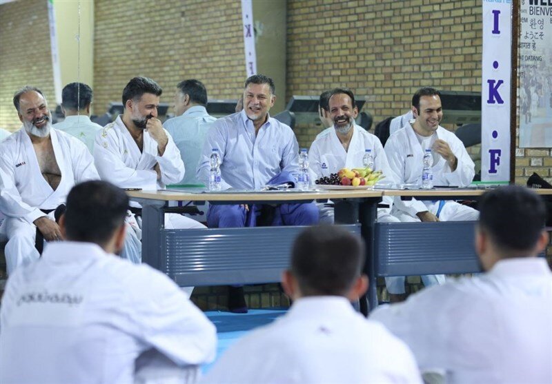 تصاویر | علی دایی روی تاتامی کاراته رفت!