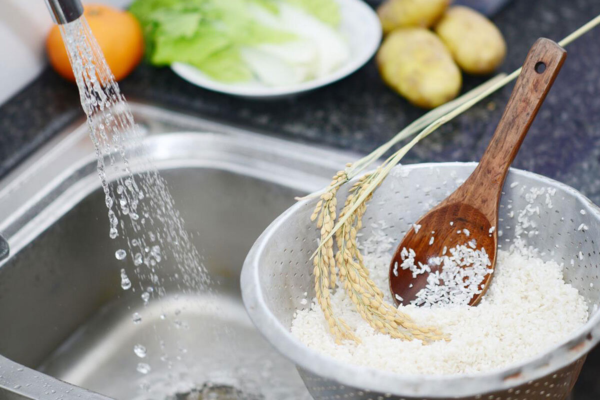 اگر این ویژگیها را دارید لب به برنج نزنید | طبع برنج سرد است یا گرم ؟ ؛ مهمترین علائم برنج های تاریخ مصرف گذشته