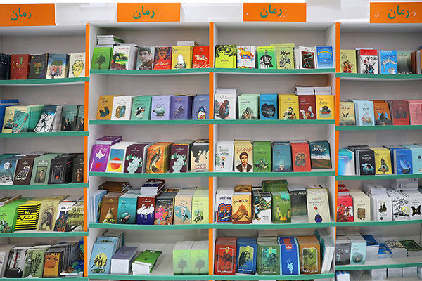 کتاب های «تن تن» بچه ها را از مطالعه دور می کند| در ادبیات کودک از کشورهای عربی بیشتر کار خوب داریم