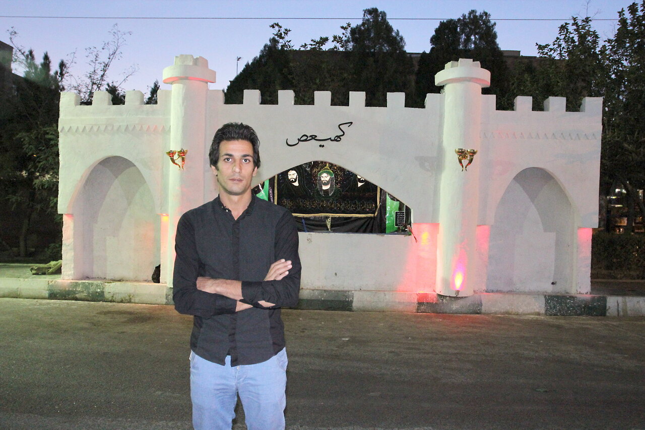 روزبهروز هیئتیتر شدیم