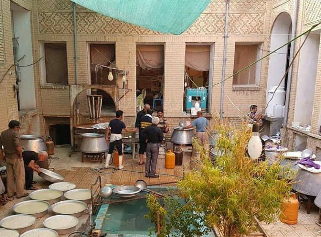 «شاهنشاه خورشها» چگونه وارد نذریهای ماه محرم شد؟ | ارادتویژه به بادمجان!