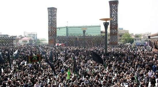 این میدان تهران همیشه بوی محرم میدهد