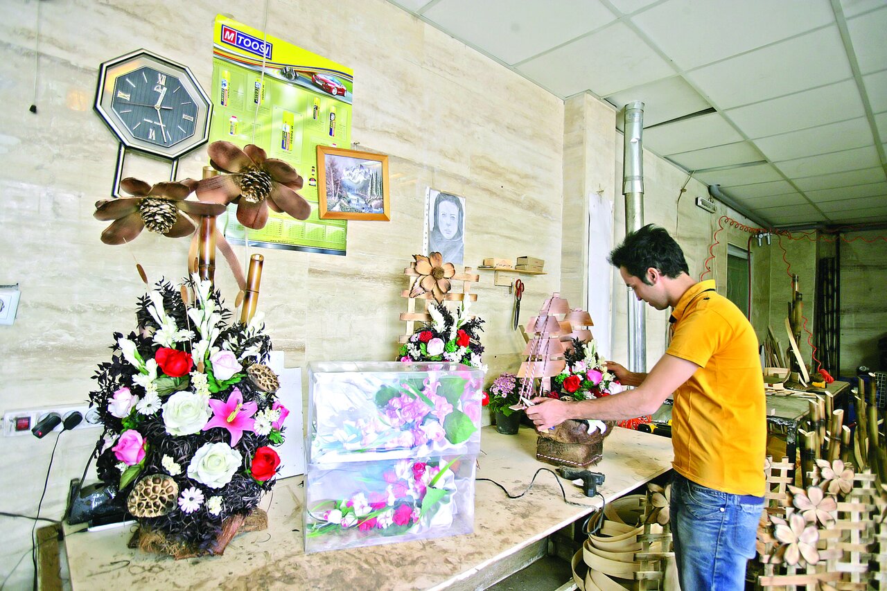 راز موفقیت یک جمع فامیلی | یک سبد گل تقدیم شما