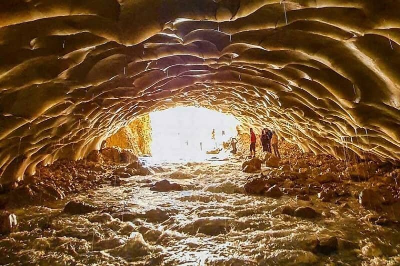 اینجا ایران است؛ سردترین نقطه خاورمیانه | غار یخی چما کجاست | تصاویر غار یخی کوهرنگ را ببینید