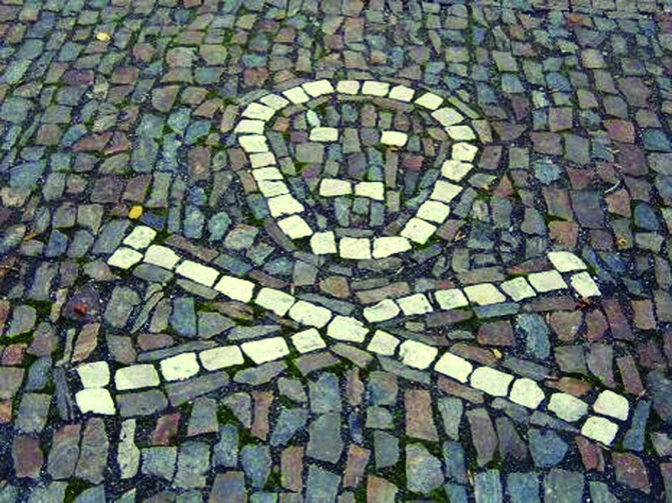 تصاویر کلیسایی که با استخوانهای جمجه مُردهها تزئین شده است