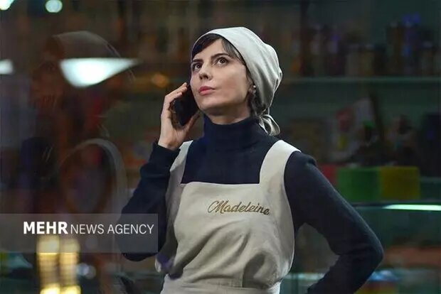 تصاویر | لیلا حاتمی و پیادهروی شبانهاش در یک فیلم سینمایی | تکهای از وجودم را برای این فیلم گذاشتم