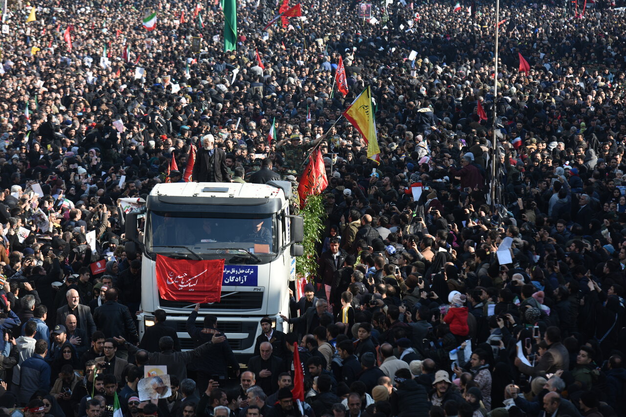 حامی ۴ هزار یتیم و۲ هزار و ۷۰۰ نیازمند