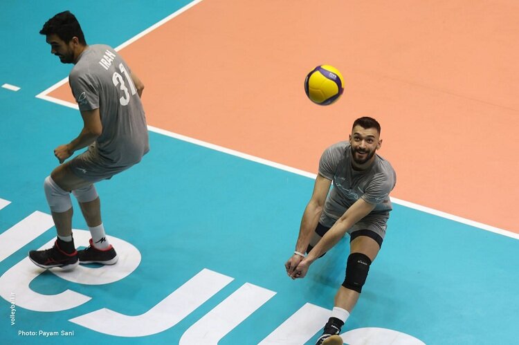 صبوری کنید، نتیجه میگیریم | عطایی از بهترین مربیان ایران است