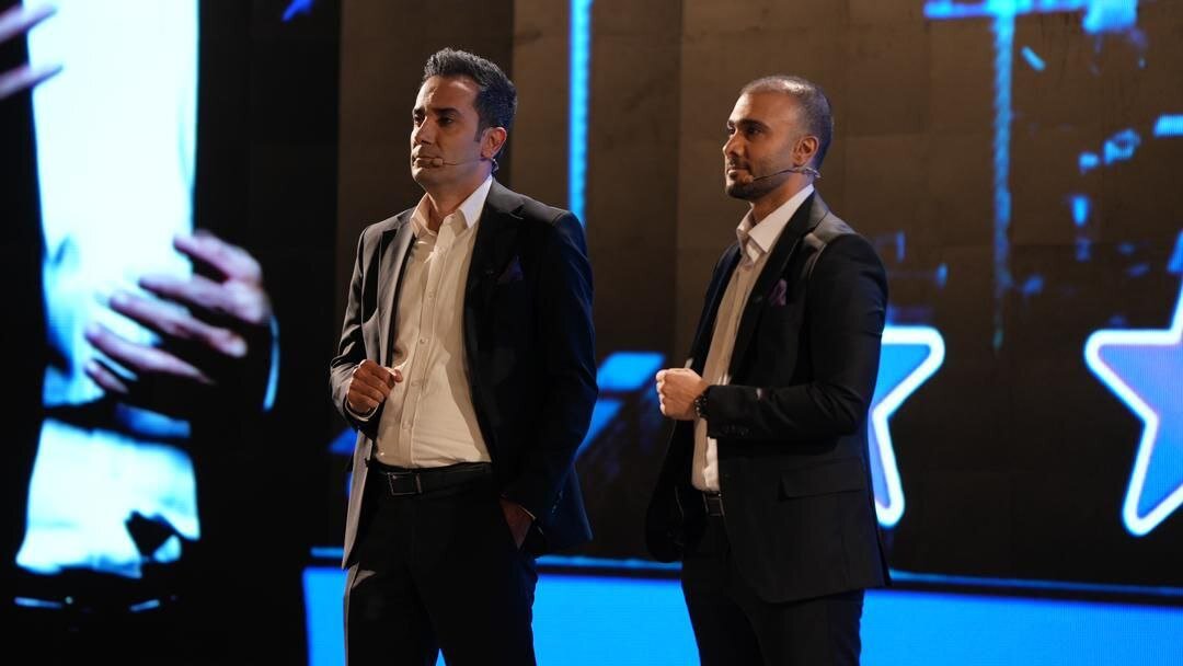 «باند»، اولین گوشی تولید شرکت «داریا» رونمایی شد/ همه در باند سهم دارند