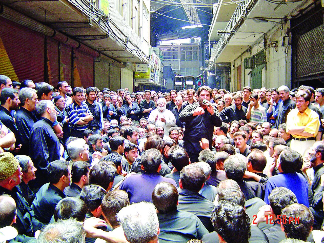 بیرق ۱۲۰ساله در «مکتب تشیع» | «هیئتی بودن» به سبک زندگی تبدیل شود