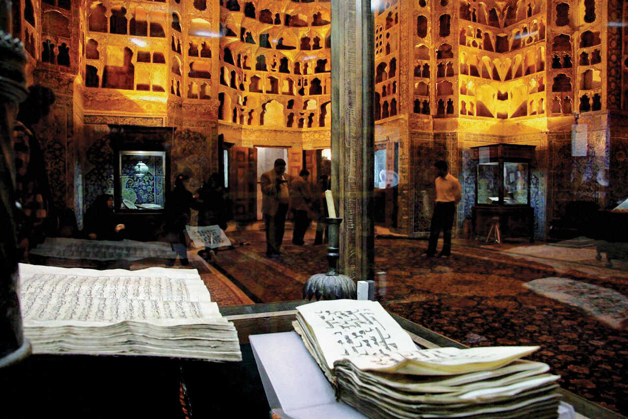 مرشد و شاه ؛ تاریخ جدید ایران از اینجا شروع شد