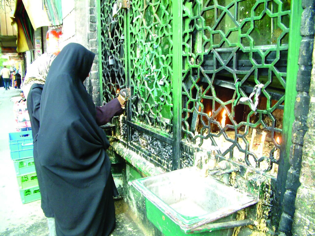 سقاخانه؛ پنجرهای رو به آسمان