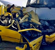 تصاویر تصادف وحشتناک در جاده ارومیه | تاکسی اینگونه زیر اتوبوس له شد!