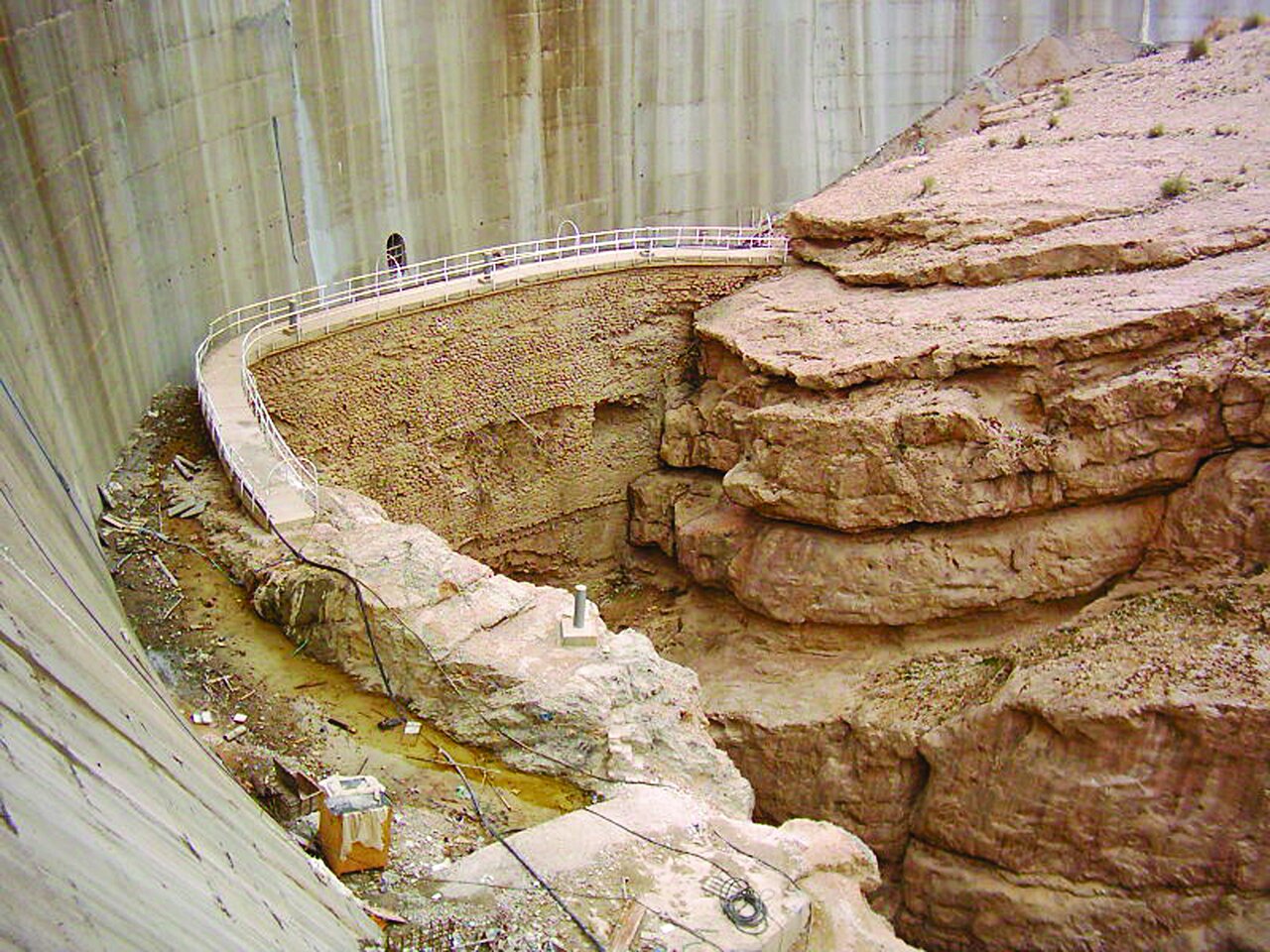 قدیمیترین و منحصربهفردترین سد قوسی دنیا حاصل محاسبات دقیق معماران ایرانی دوران باستان