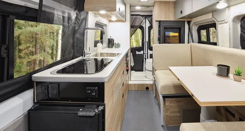 تصاویر | «سولیس پاکت» ؛ کمپر ارزان، جالب و شگفت انگیز