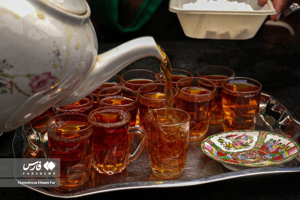 چایی روضه امام حسین (ع)