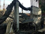 تصاویر ریختن سقف یک ورزشگاه ؛ ۱۱ نفر جان خود را از دست دادند