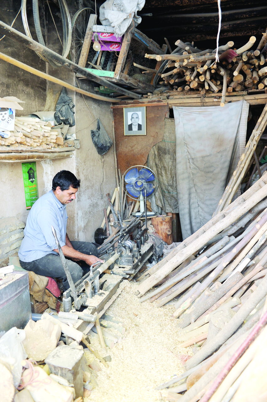 آخرین خراط ری