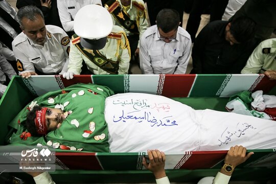 وداع با شهدای حمله تروریستی جاده خاش- تفتان