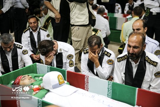 وداع با شهدای حمله تروریستی جاده خاش- تفتان